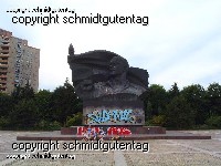 Ernst Thälmann Denkmal aus DDR Zeiten